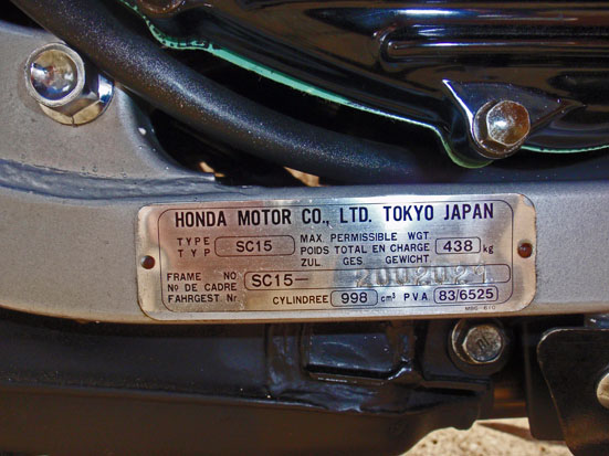 Vista placa Honda VF1000
