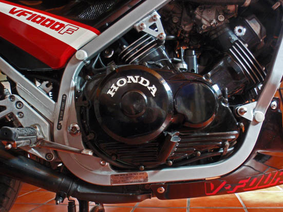 Vista motor Honda VF1000